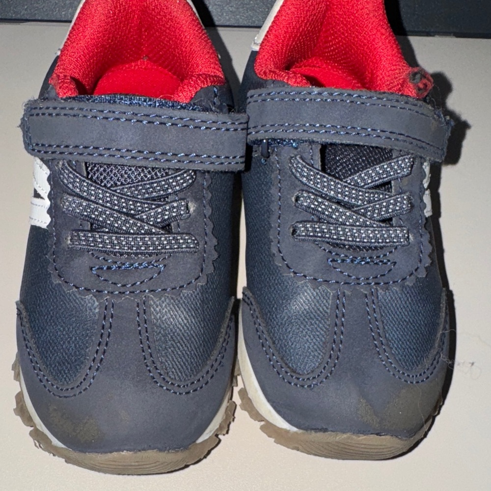 Carter | boys size 8M | Navy Blue Sneakers